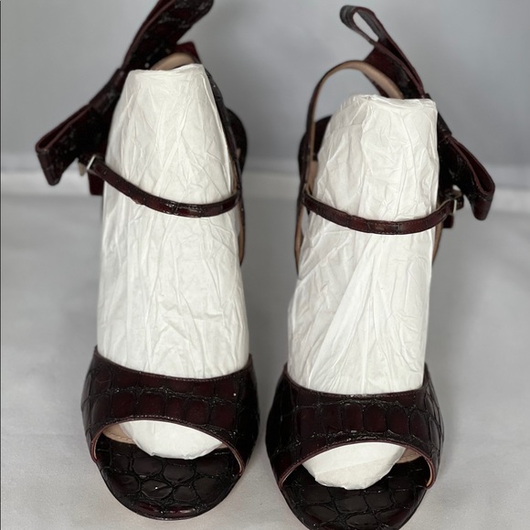 Miu Miu croc embossed bow ankle strap sandals - Picture 5 of 12